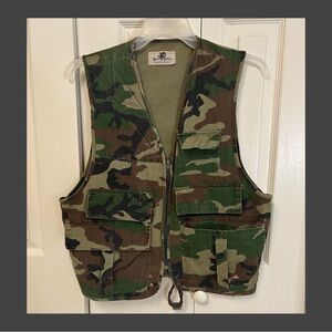 Men's Black Sheep Camouflage Outdoor Vest